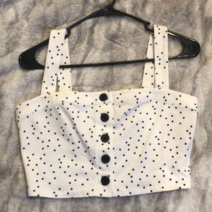 Forever 21 black-and-white star crop‎ top size medium 95% cotton 5% spandex NWOT